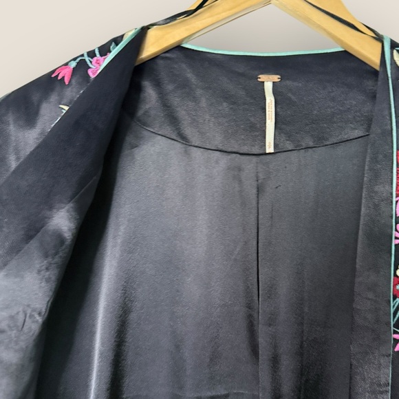 Free People | Satin Embroidered Flower Kimono | Small | Black - Picture 6 of 11
